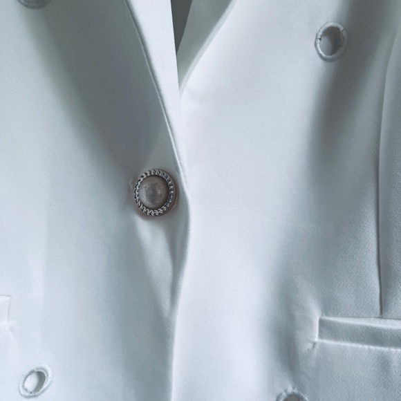 Adore White Embroidery Eyelet Lined Blazer 3/4 Sleeve One-Button Fastening XL - Picture 6 of 14